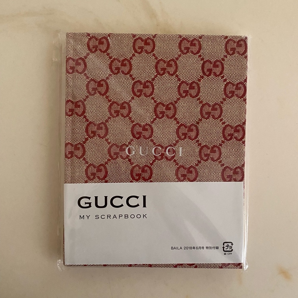 GUCCI Red & Tan GG Monogram Notebook NEW Authentic